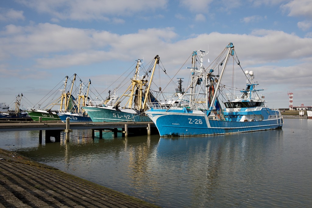 visserij industrie hdr stellendam yerseke kotter viskotter trawler visnet visnetten vloot vis vissen zierikzee
